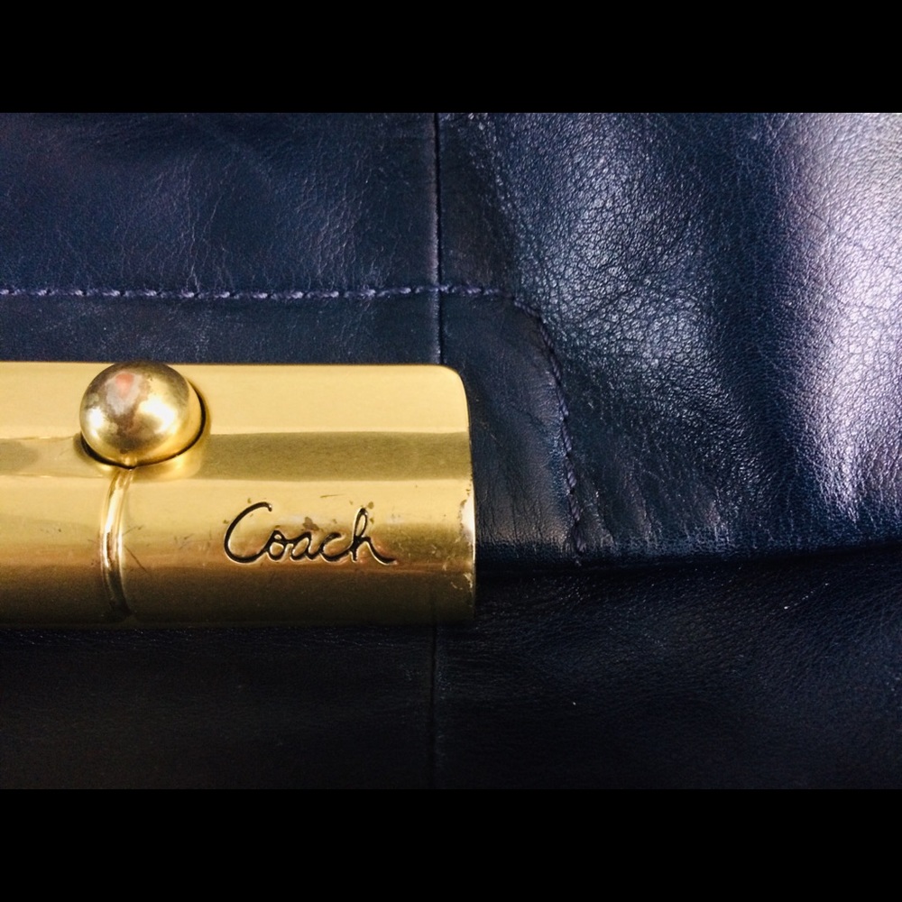 Coach Handbag - Picture 3 of 8